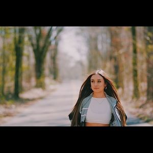 Meet your Posher, Julia